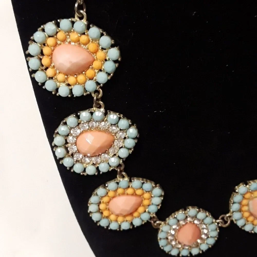 8 for $20 Beautiful Aqua Pink Coral Color and Diamonds Necklace